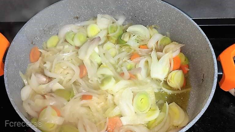 vegetables in the casserole, leek, onion, carrot